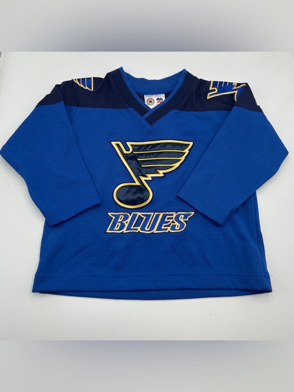 Vintage Y2K NHL St Louis Blues Unisex Hockey
Jersey Royal Blue Youth Size 2T